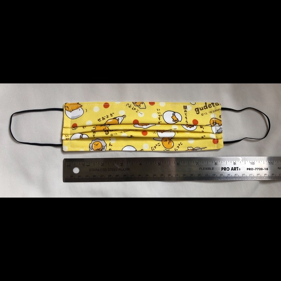 Egg Pleated Surgical Adult Face Mask - Picture 3 of 5